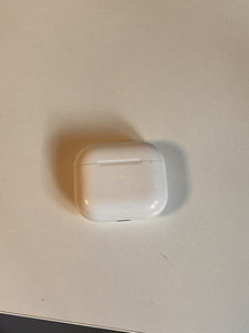 Продаются airpods 3 (2 фото из 4)