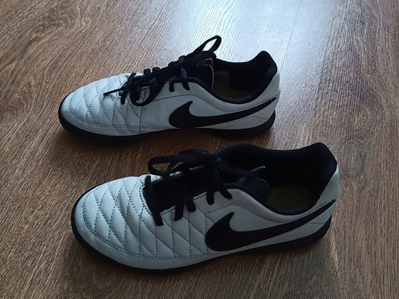 Кроссовки Nike размер 34, стелька 21 см