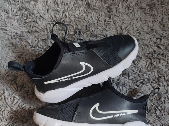 Кроссовки Nike