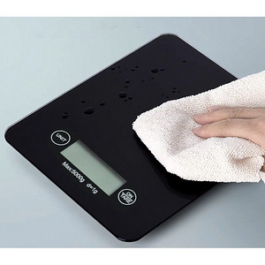 Elektroniskie virtuves svari 5kg / 1g (P24211) (7 foto no 8)