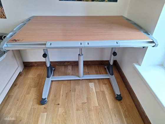 Стол/парта Comf-pro Camridge Desk