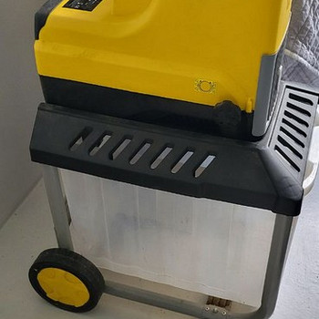 Измельчитель веток LSG 2512