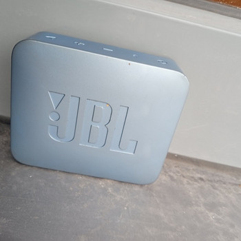 Kaasaskantav kõlar JBL GO Essential, sinine