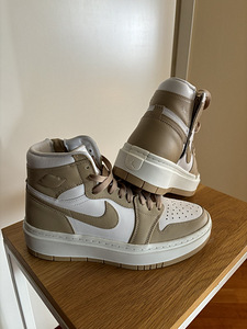 Nike air Jordan 1 high (2 foto / 5)