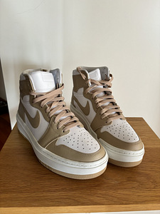 Nike air Jordan 1 high (3 foto / 5)