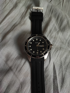 Guess Kell, Часы Guess (1 фото из 3)