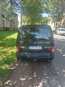 Citroen Berlingo 1.6 66kw 2008a (4 фото из 11)