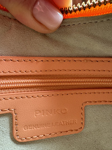 Pinko полумесяц мини сумка (5 фото из 5)