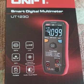 Multimeeter UNI-T UT123D