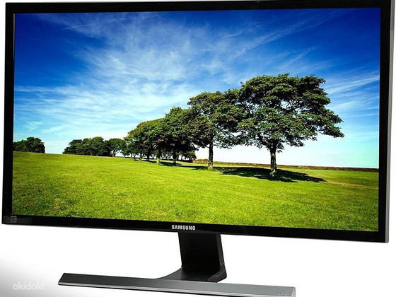 Monitor Samsung U28E590D + Adapter