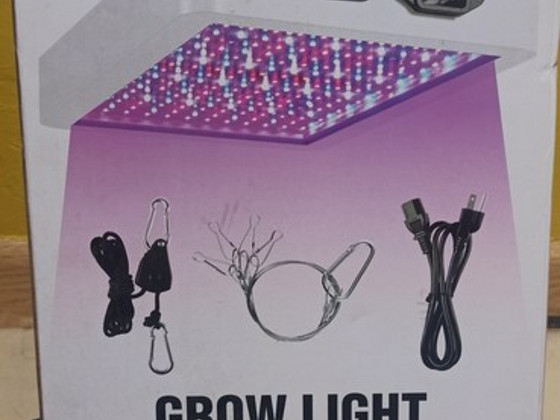 Продам LED лампу полный спектр