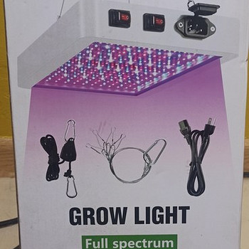 Продам LED лампу полный спектр