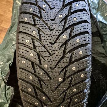 185/60R15 SW-8 naastrehvid 88T XL