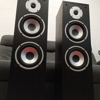 Pure Acoustics SPARK - F kõlarid