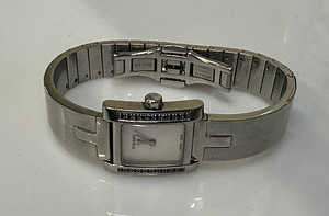 Naiste Käekell Tissot 1853 L951 (2 foto / 6)