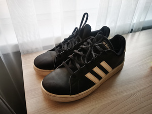 Adidas laste tossud 40 (1 foto / 1)