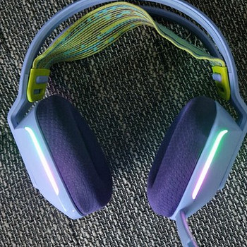Logitech g733 kõrvaklapid