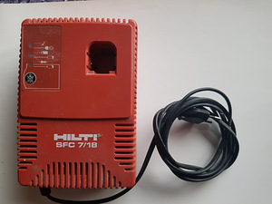 Hilti SB 12 и SF 120-A, зарядные устройства SFC 7/18 и кейсы (3 фото из 3)