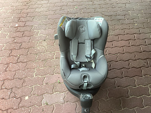 Детское автокресло (3 фото из 3)
