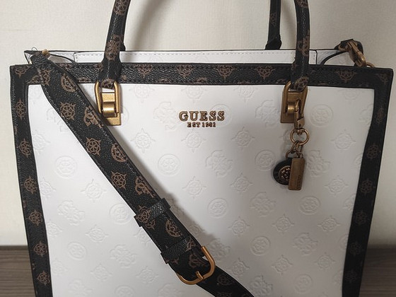 Guess kott on uus
