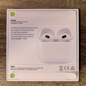 Airpods 3 gen (2 фото из 3)