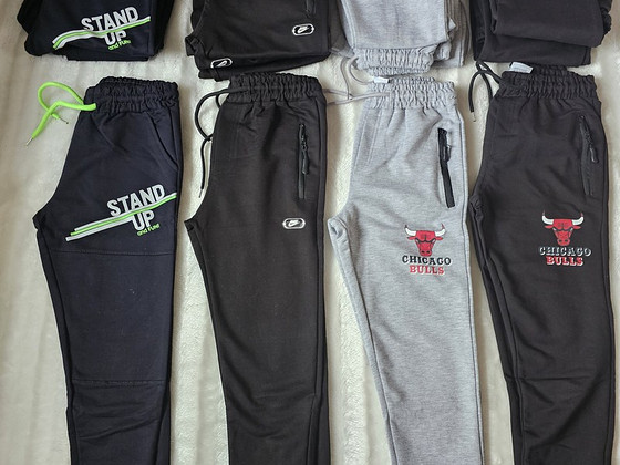 Спортивные штаны