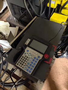 Tööstusrobot Fanuc R-2000iA 200EW, 2006a (6 foto / 6)