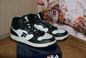 Fila ketsid (1 foto / 3)