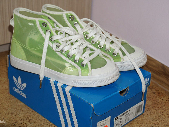 Кроссовки Adidas