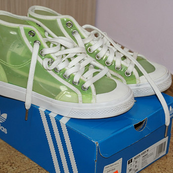 Кроссовки Adidas