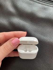 AirPods 2 ümbris (1 foto / 4)