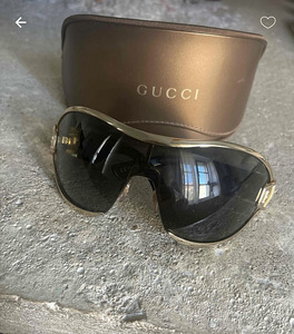 Оригинальные солнцезащитные очки Gucci (1 фото из 3)