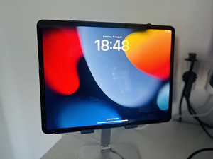 iPad Pro 12.9 512gb (M2 Процессор, 6 Gen, Wi-Fi) в идеале (4 foto / 5)