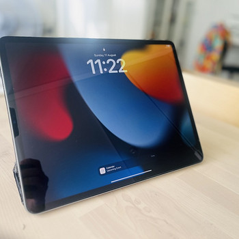 iPad Pro 12.9 512gb (M2 Процессор, 6 Gen, Wi-Fi) в идеале