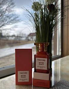 Tom Ford Bitter peach (1 фото из 1)