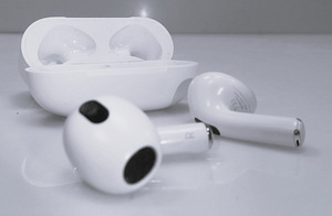 Беспроводные наушники Apple AirPods 3d Gen (A2564, A2897) (7 фото из 7)