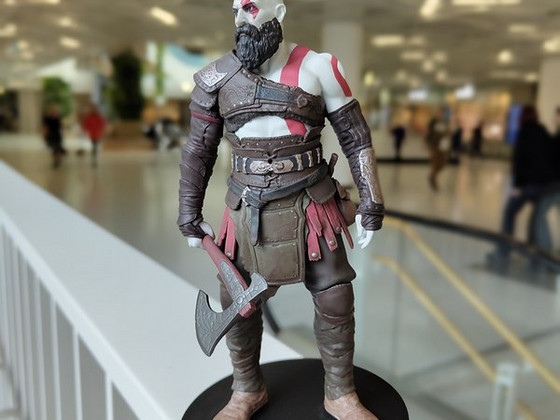 Продам фигурки God of War