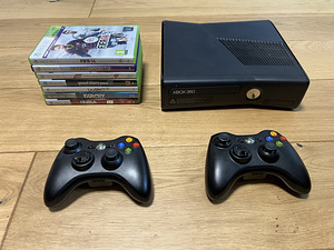 Xbox 360 (1 фото из 1)
