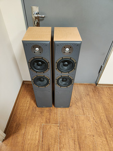 B&W DM 309 HiFi FLOORSTANDING SPEAKERS (2 foto / 4)