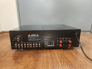 Denon PMA-720 A-Klass Stereo Integrated Amplifier  (2 foto / 2)