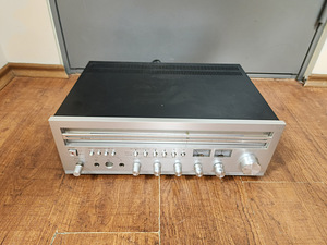 Aiwa AX-7550 AM/FM Stereo Receiver  (2 foto / 3)