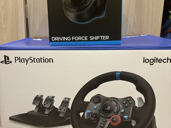 Müüa Logitech g29 rool + käigukang heas seisukorras
