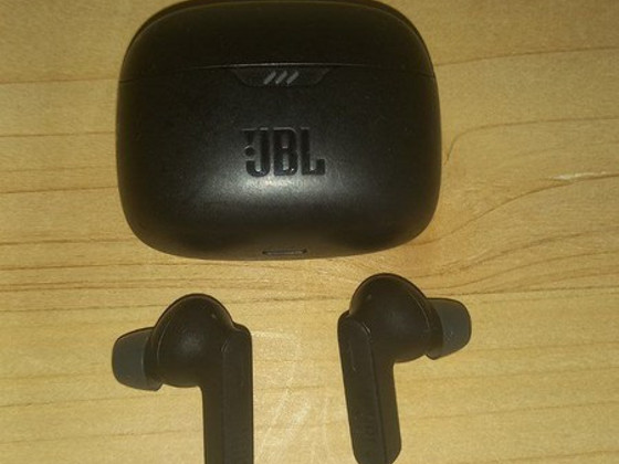 Наушнки JBL Tune Beam, активное шумоподавление, черные