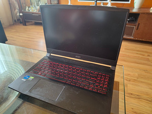Msi katana gf66 12ugs (2 фото из 2)