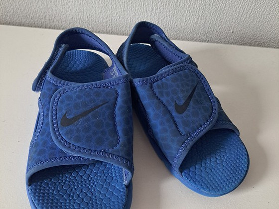 Шлепанцы Nike 27