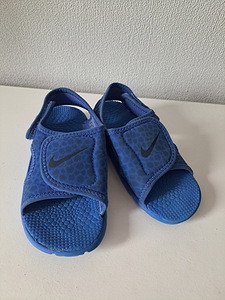 Шлепанцы Nike 27 (1 фото из 2)
