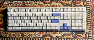 Ducky One 3 Klaviatuur - Valge - Cherry MX RGB (4 foto / 6)