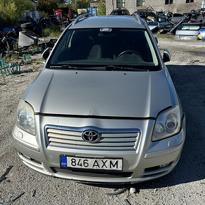 TOYOTA AVENSIS 2,0 BENS 108 KWT MANUAL, VARUOSAD (1 foto / 8)