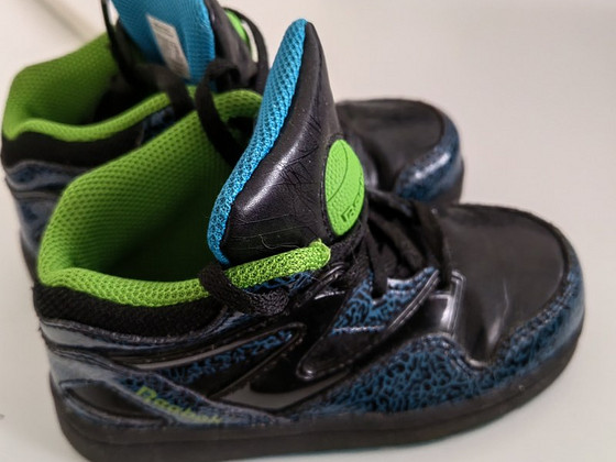 Кроссовки reebok 25