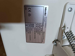 MIELE B 895D гладильная машина/каландр (5 фото из 5)